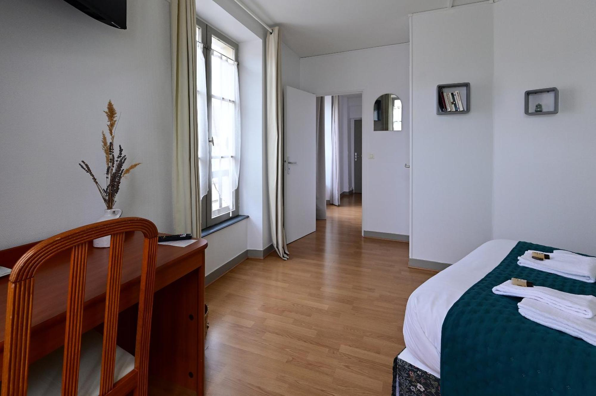 Hotel La Cuisine Des Lulus Montainville  Zimmer foto